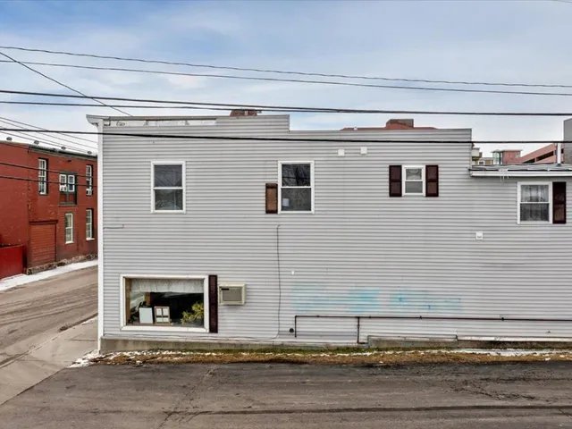 $399,000 | 13-15 Catherine Street, St. Albans, VT 05478