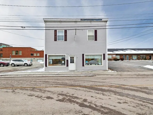 $399,000 | 13-15 Catherine Street, St. Albans, VT 05478