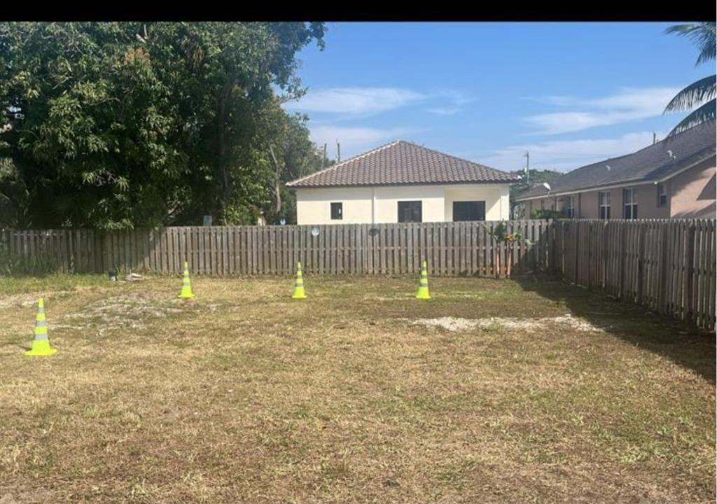 700 Northwest 9th Avenue Pompano Beach, FL 33060 - Photo 3 of 7