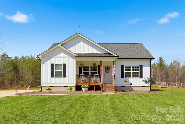 $425,000 | 2909 Good Road, Clover, SC 29710