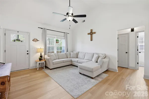 $425,000 | 2909 Good Road, Clover, SC 29710