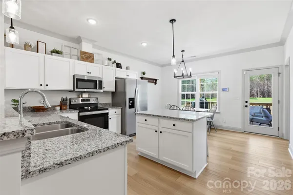 $425,000 | 2909 Good Road, Clover, SC 29710