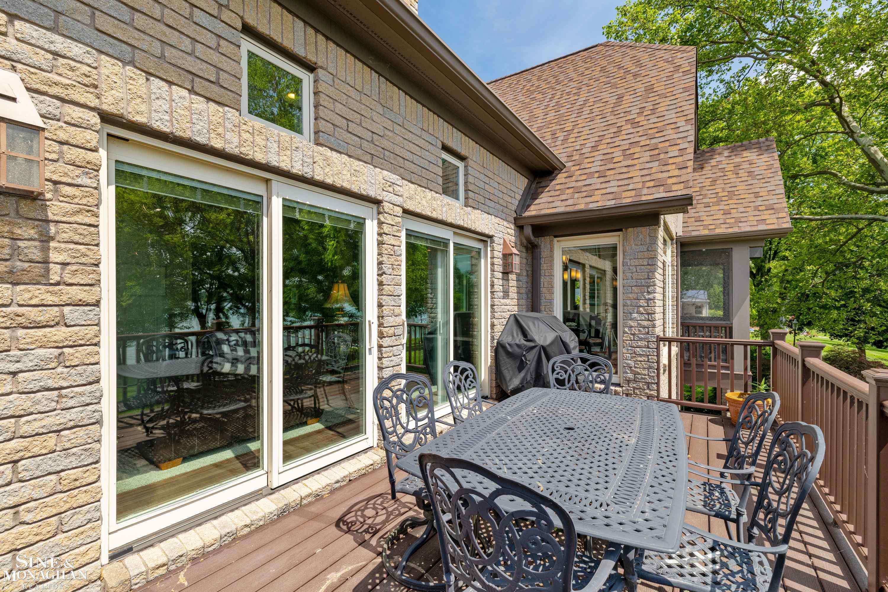 950 North Riverside Avenue St. Clair, MI 48079 - Photo 24 of 99 50179999-207b388b-5528-4a9b-92de-ca95b44422e6.JPG