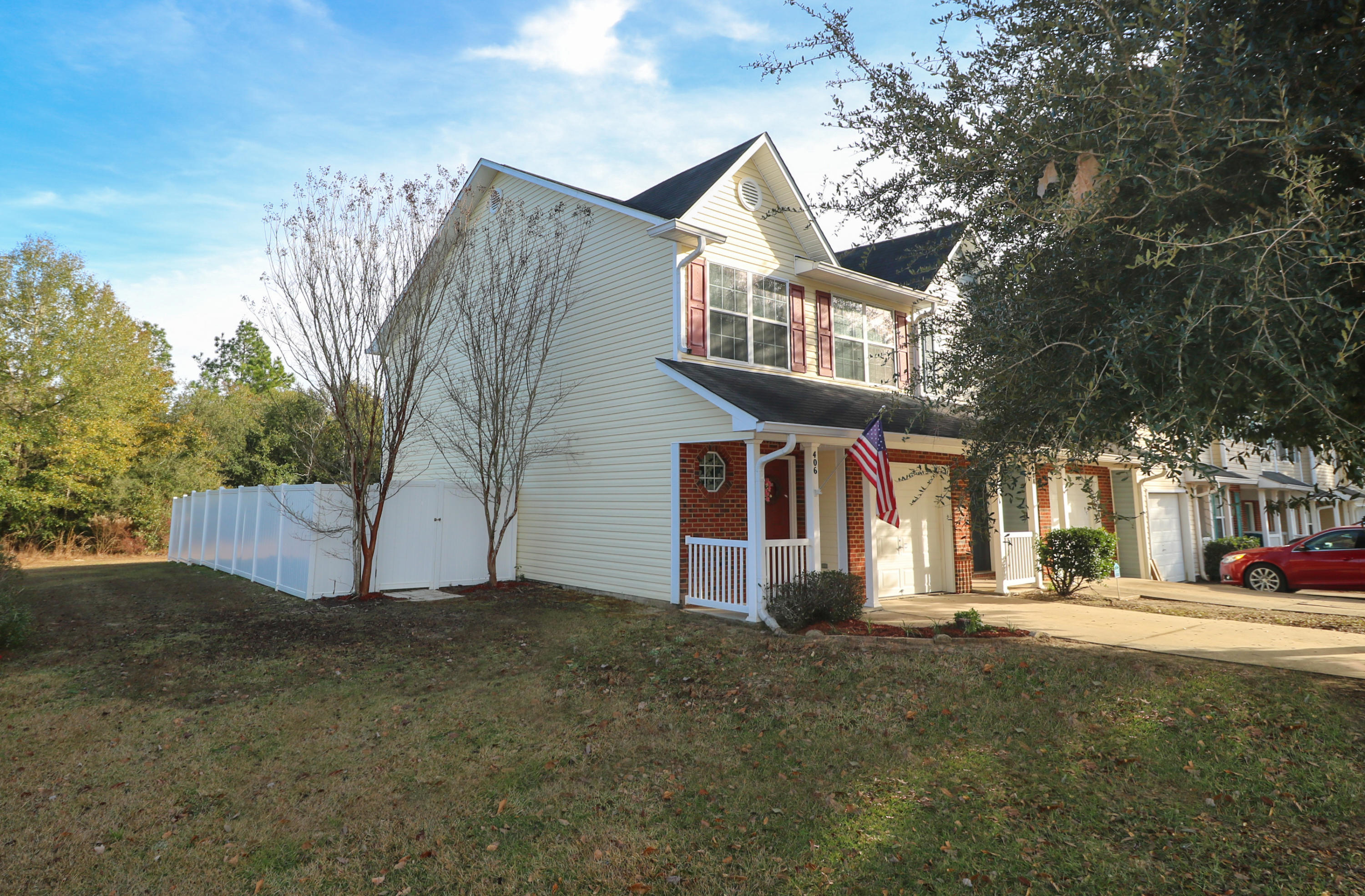 406 Crooked Pine Trail Crestview, FL 32539 - Photo 2 of 22 a view of a house with a yard
