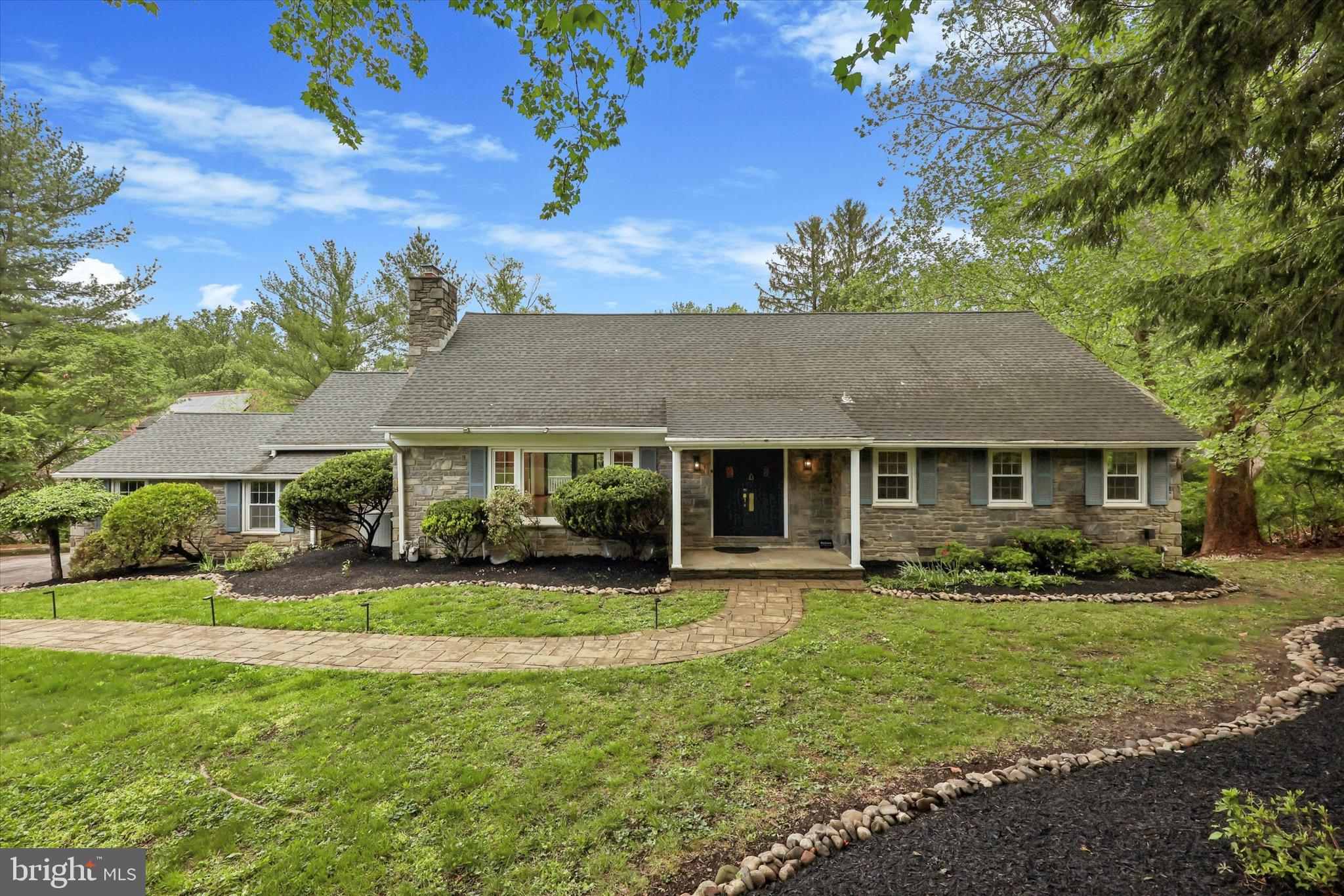 527 Conshohocken State Road Gladwyne, PA 19035 - Photo 2 of 44