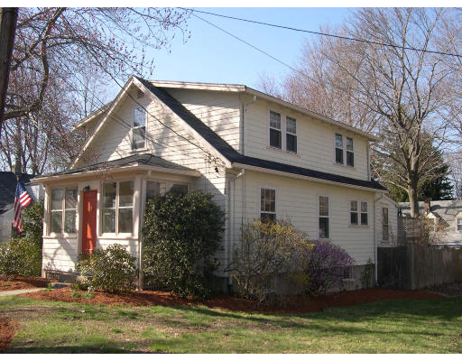 5 Lakeview Road Wayland, MA 01778 - Photo 1 of 15 Gallery Image 1