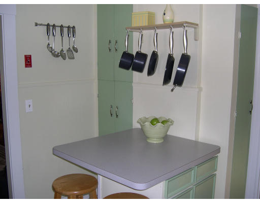 5 Lakeview Road Wayland, MA 01778 - Photo 5 of 15 Gallery Image 5