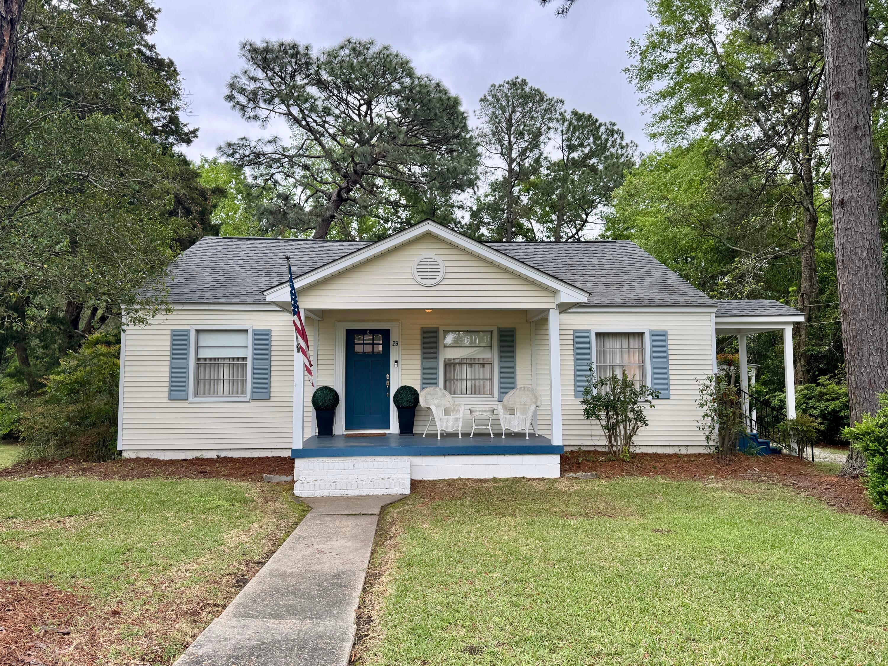 23 East Ridge Road Laurel, MS 39440 - Photo 1 of 1 IMG_3632