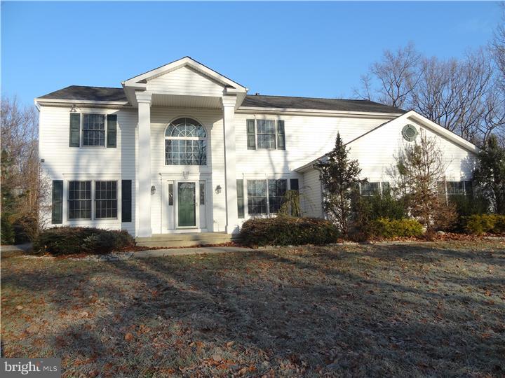 135 Oak Leaf Road Berlin, NJ 08009 - Photo 1 of 24 Exterior Front