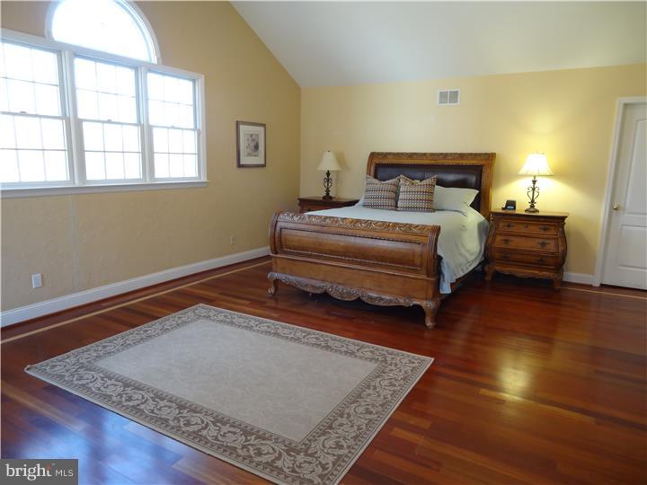 135 Oak Leaf Road Berlin, NJ 08009 - Photo 14 of 24 Master Bedroom