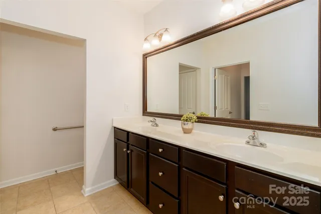 $512,000 | 4423 Parkgate Drive, Matthews, NC 28105