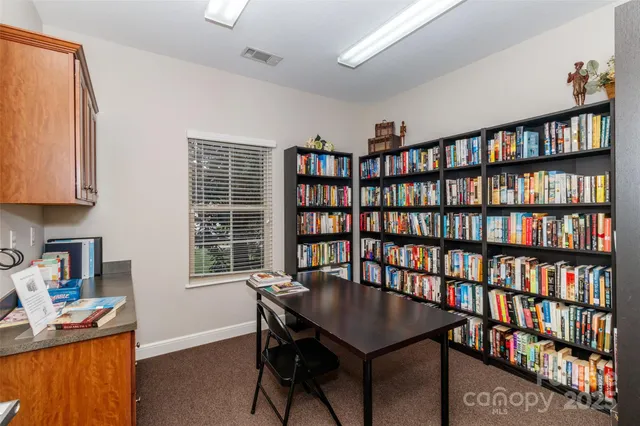 $512,000 | 4423 Parkgate Drive, Matthews, NC 28105