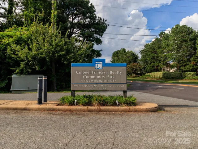 $512,000 | 4423 Parkgate Drive, Matthews, NC 28105