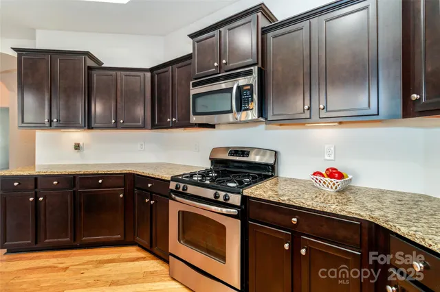 $512,000 | 4423 Parkgate Drive, Matthews, NC 28105