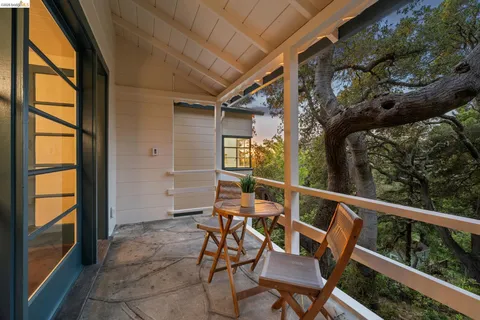 $739,000 | 2380 Leimert Boulevard, Oakland, CA 94602