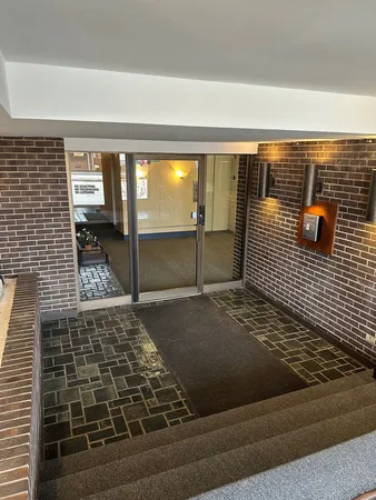 $129,900 | 4623 North Chester Avenue, Unit 311, Chicago, IL 60656
