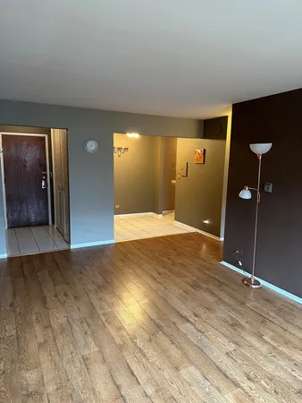 $129,900 | 4623 North Chester Avenue, Unit 311, Chicago, IL 60656