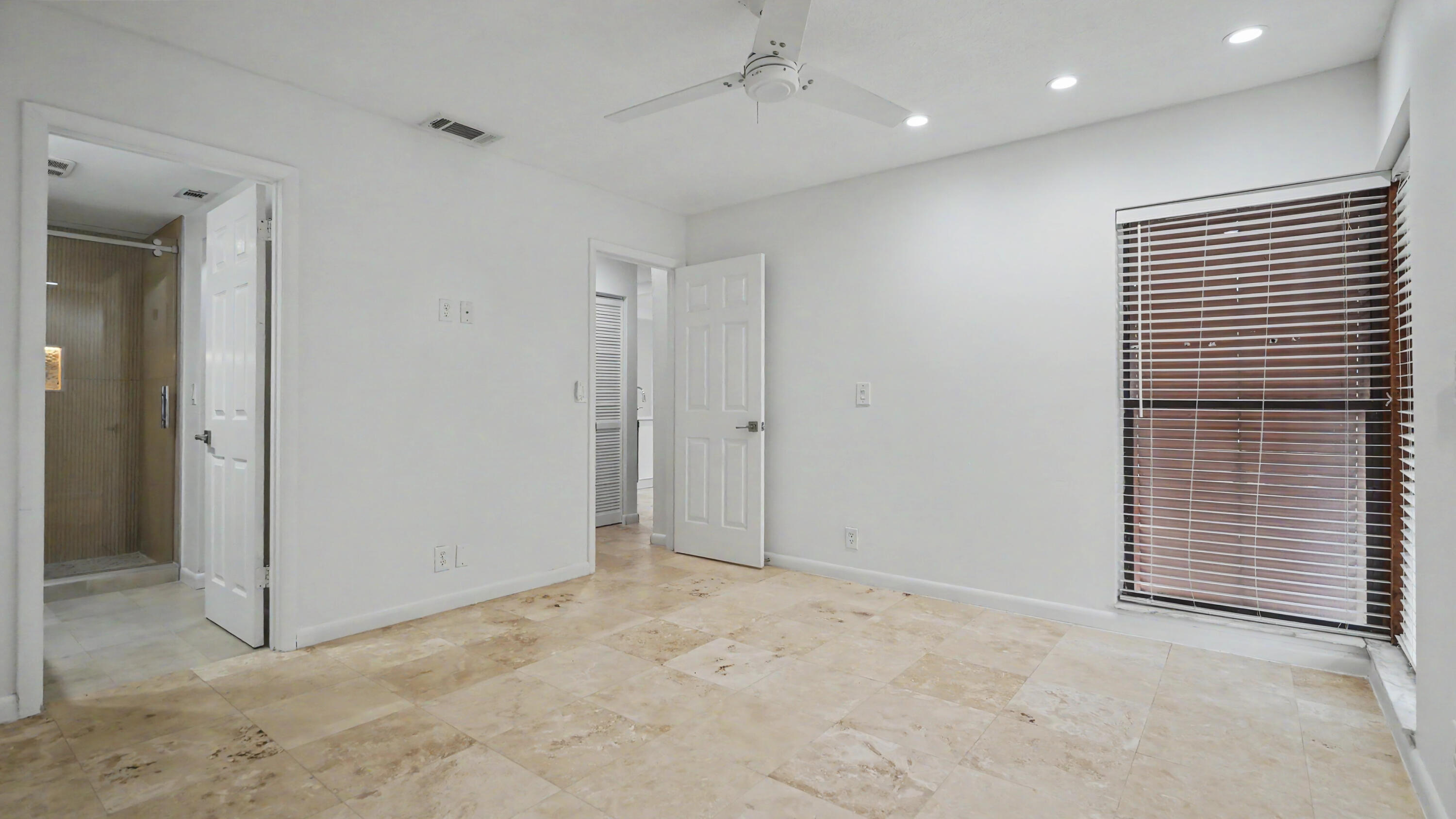 3939 Northeast 5th Avenue, Unit A201 Boca Raton, FL 33431 - Photo 14 of 44 DSC08823
