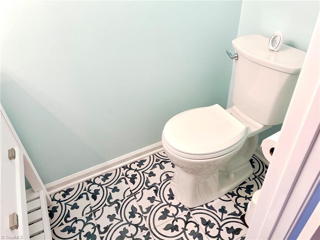 381 James Court High Point, NC 27265 - Photo 15 of 35