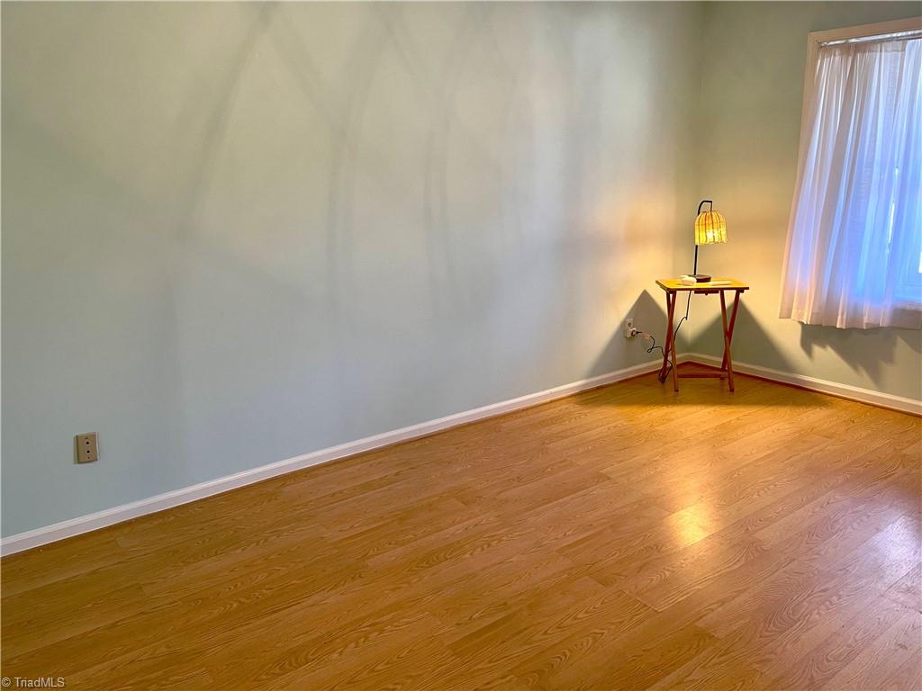 381 James Court High Point, NC 27265 - Photo 6 of 35