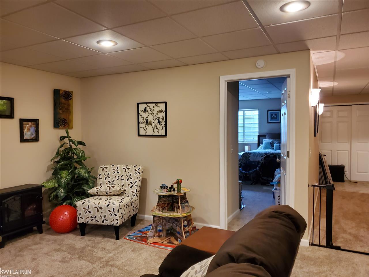 7033 Frith Road St. Clair, MI 48079 - Photo 18 of 29 50011763-17.JPG