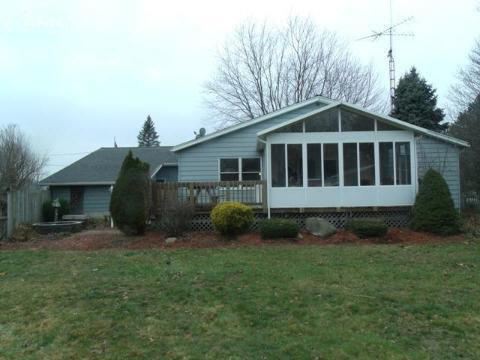 14274 Neff Road Clio, MI 48420 - Photo 4 of 22 20256942-3.JPG