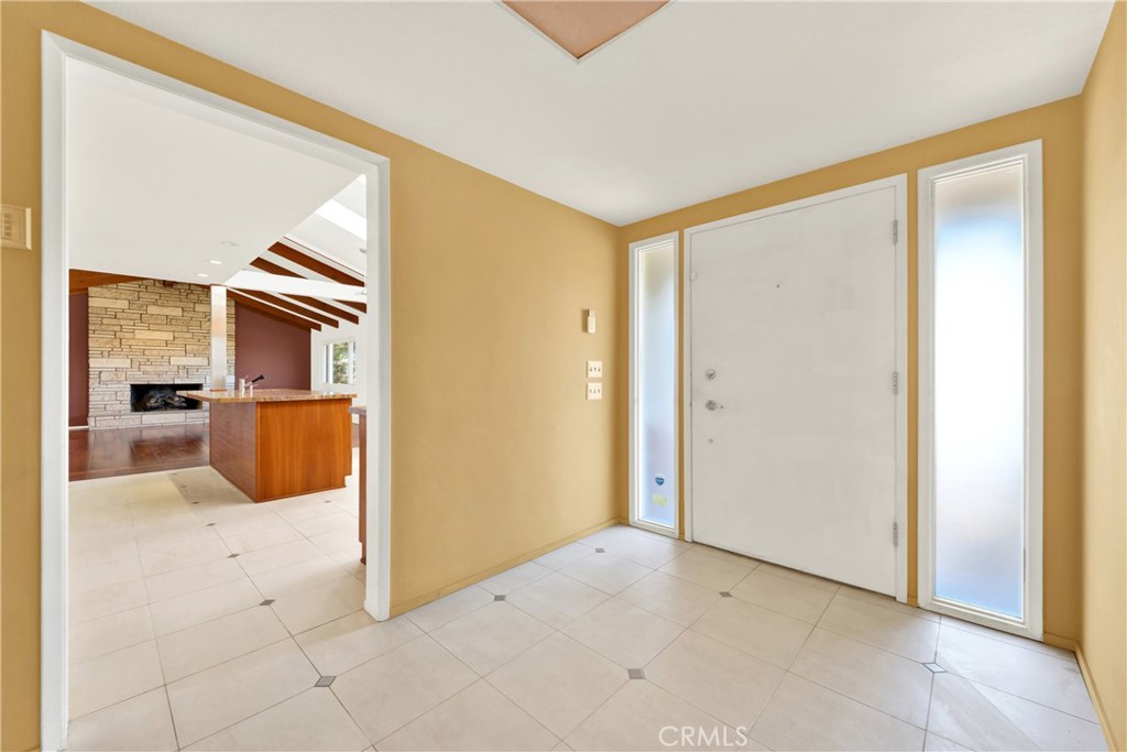 3485 Ridgecrest Drive Carlsbad, CA 92008 - Photo 8 of 74 Gallery Image 8