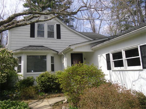 223 Mountain Road Wilbraham, MA 01095 - Photo 4 of 24