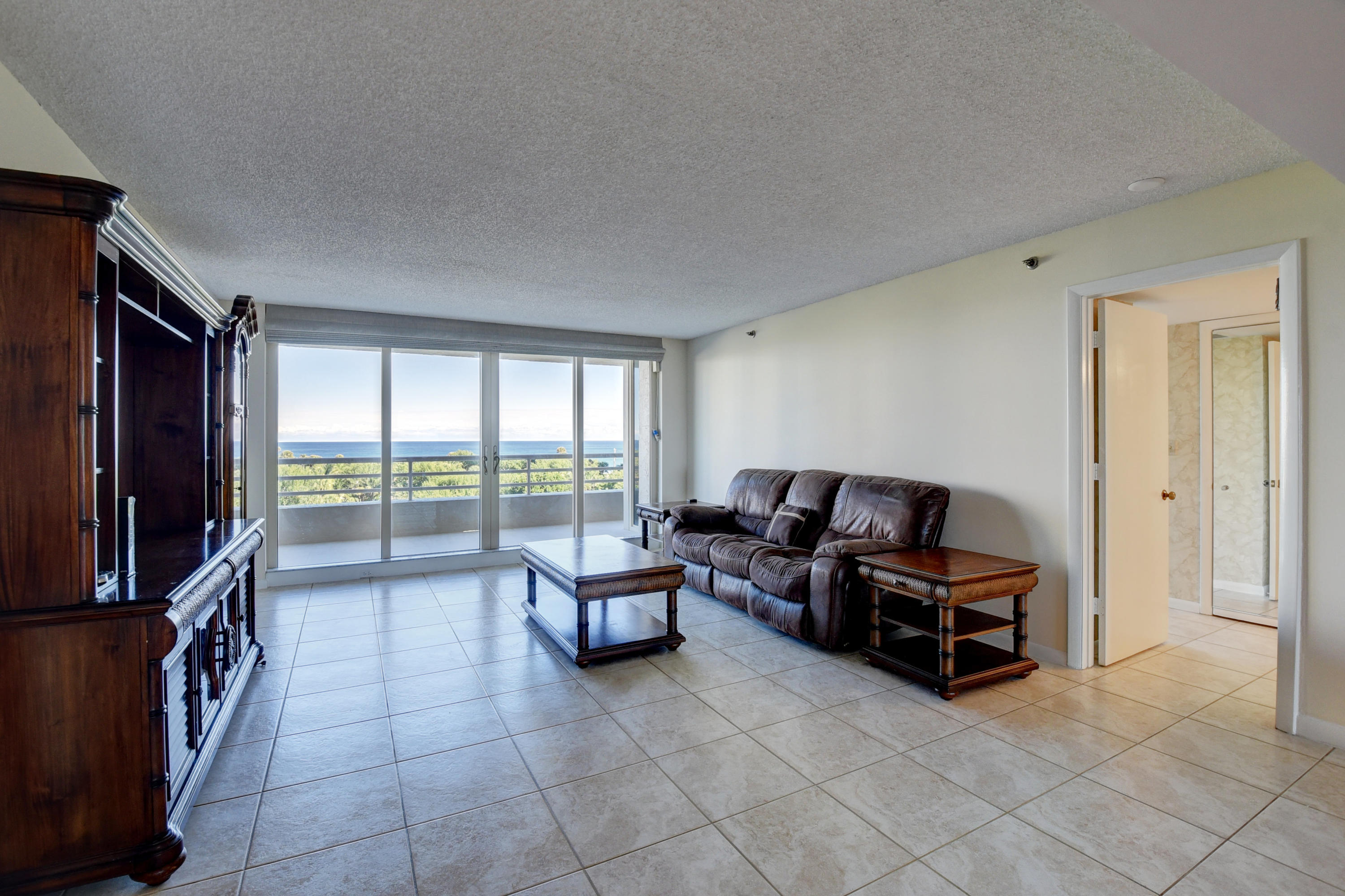 4101 North Ocean Boulevard, Unit 608D Boca Raton, FL 33431 - Photo 9 of 39 15_virtuals1 (4)