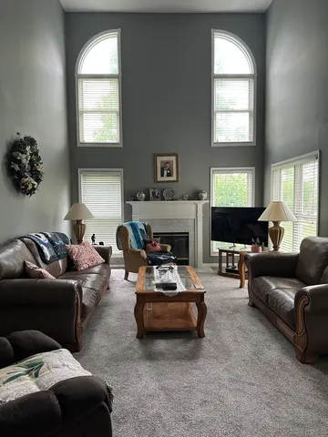 $475,000 | 1850 White Oak Drive, Algonquin, IL 60102