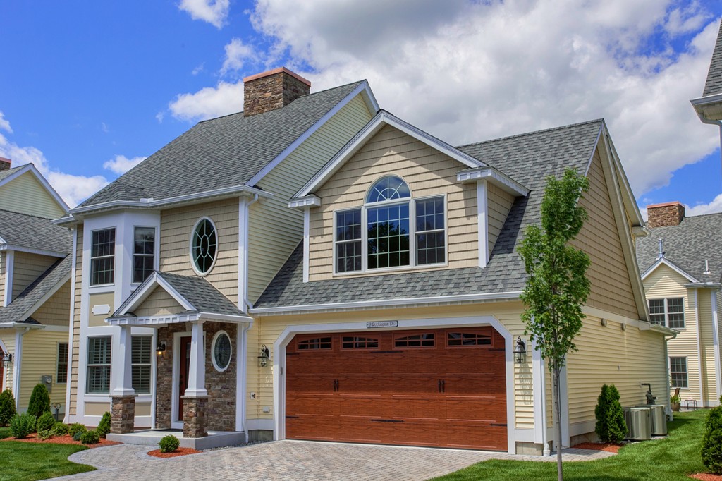 8 Rockingham Drive, Unit 127 Lowell, MA 01852 - Photo 2 of 29 Gallery Image 2