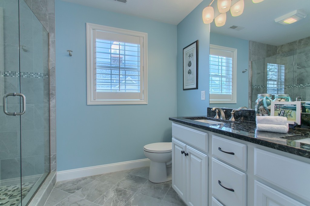 8 Rockingham Drive, Unit 127 Lowell, MA 01852 - Photo 24 of 29 Gallery Image 24