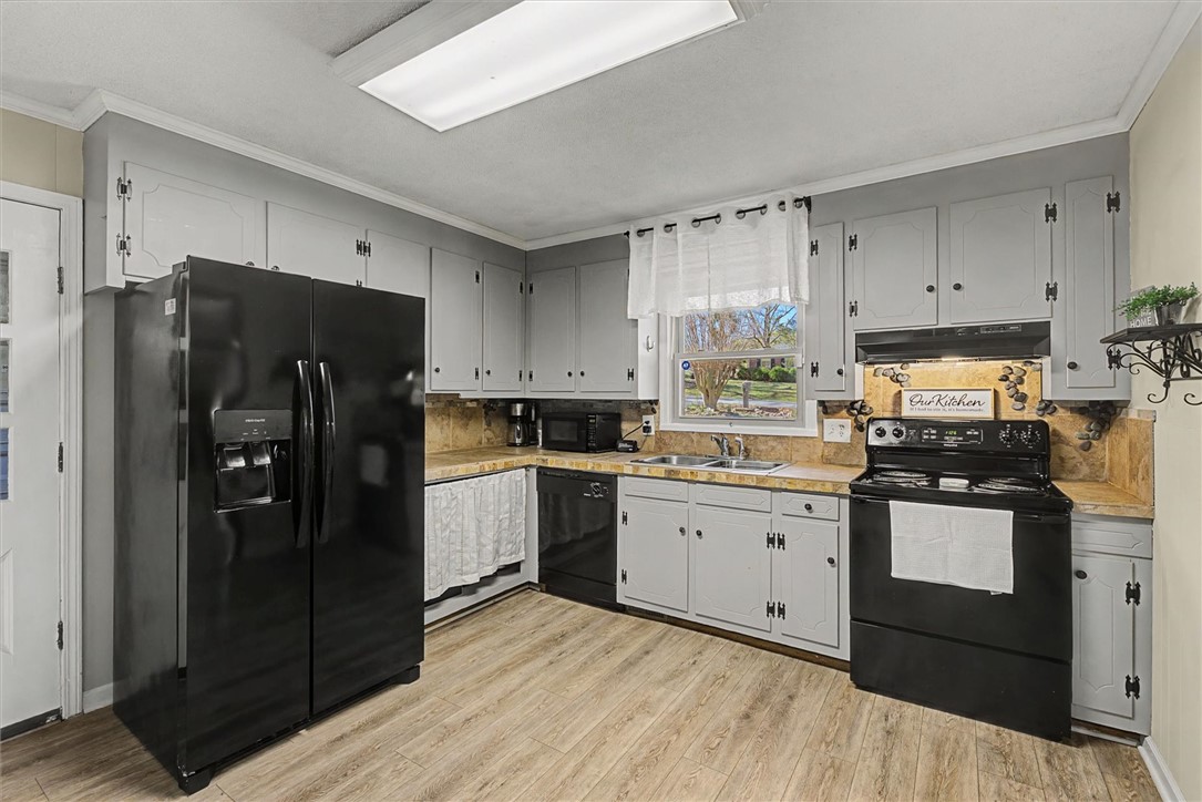 305 Clearview Drive Anderson, SC 29625 - Photo 11 of 35