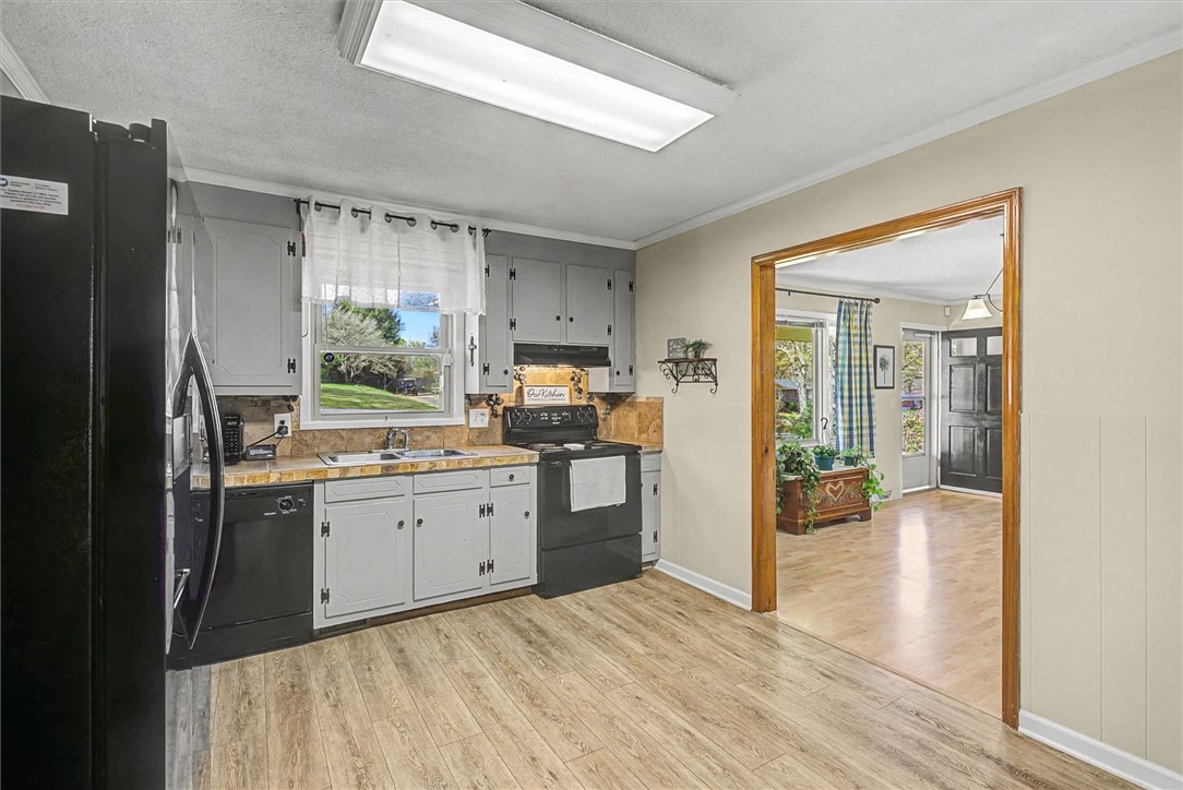 305 Clearview Drive Anderson, SC 29625 - Photo 10 of 35