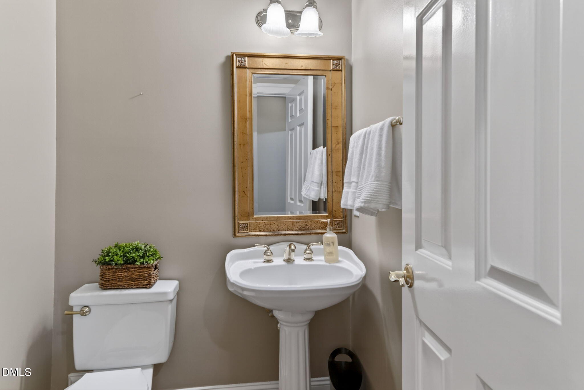5224 Deergrass Court Raleigh, NC 27613 - Photo 37 of 84 56-web-or-mls-5224 Deergrass Ct - 54