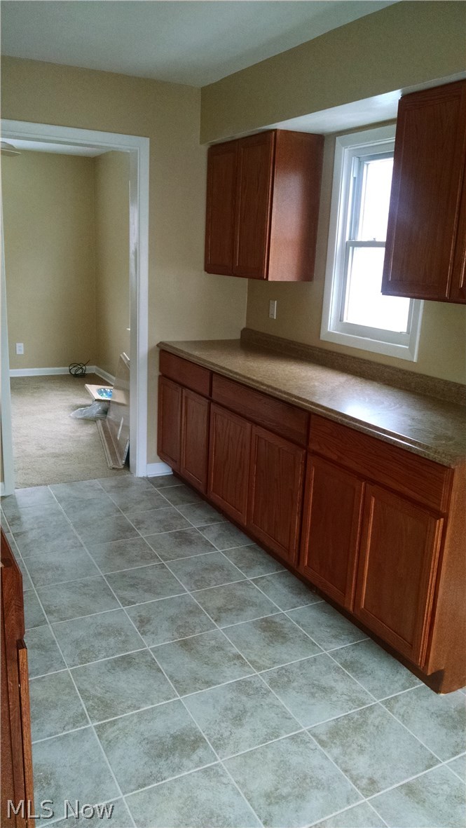 4323 Redding Road Cleveland, OH 44109 - Photo 4 of 11 Gallery Image 4