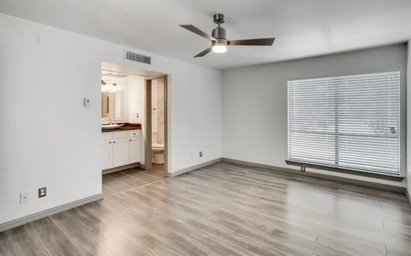 $1,450 | 2800 Douglas Avenue, Unit 313, Dallas, TX 75219