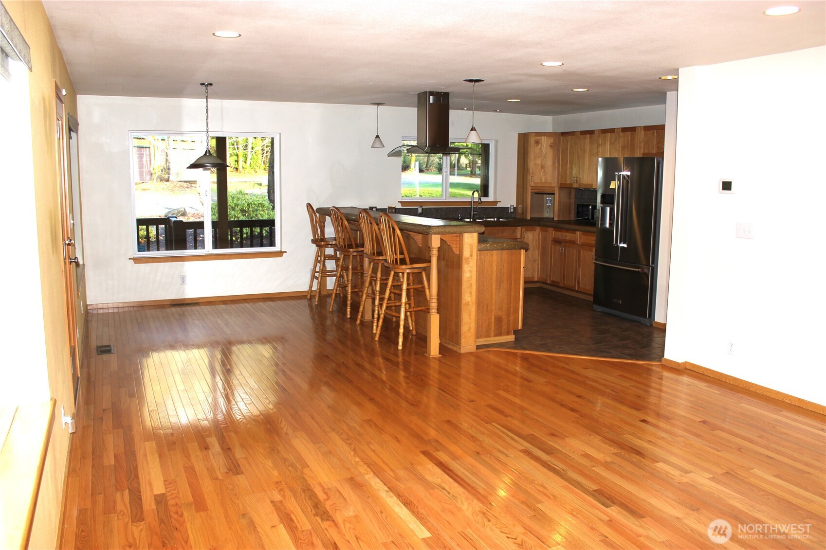 9727 Lundeen Road Southwest Rochester, WA 98579 - Photo 7 of 40 Gallery Image 7