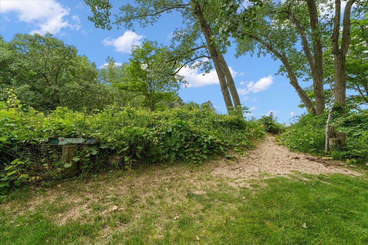 5501 Sunset Path Stevensville, MI 49127 - Photo 4 of 87 12-5501 Sunset Path-18