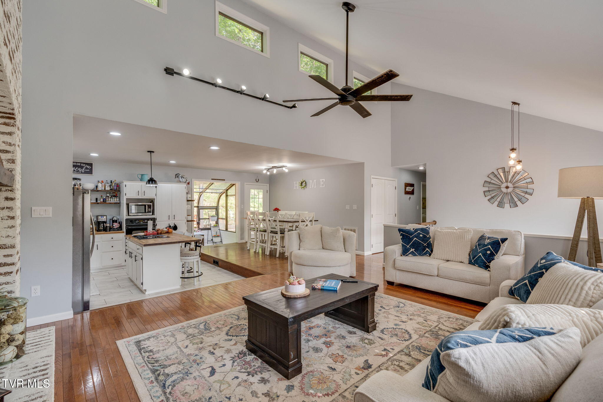 280 Possum Hollow Road Gray, TN 37615 - Photo 15 of 57 006