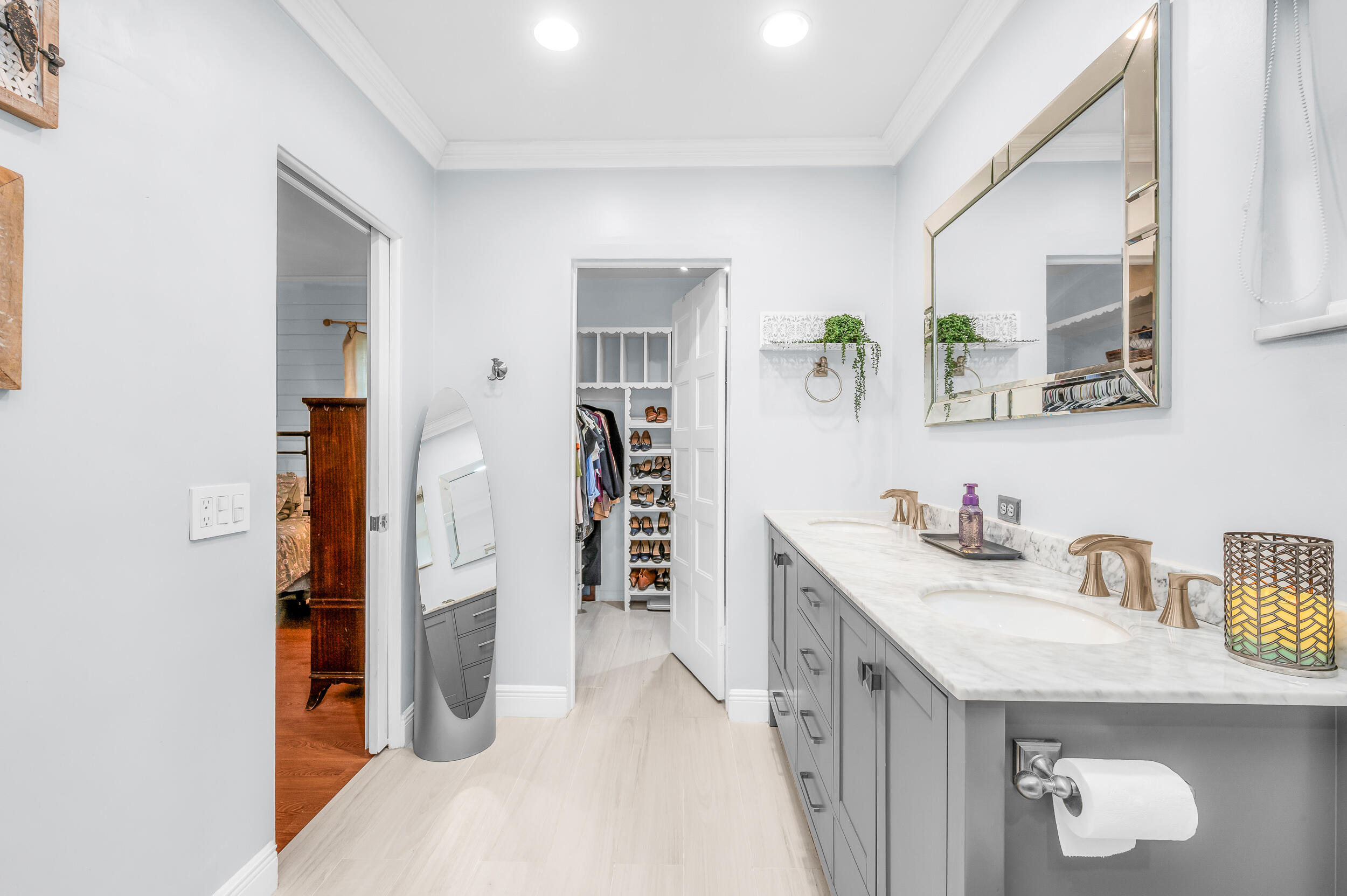 4734 Jefferson Street Hollywood, FL 33021 - Photo 23 of 62 photo-19