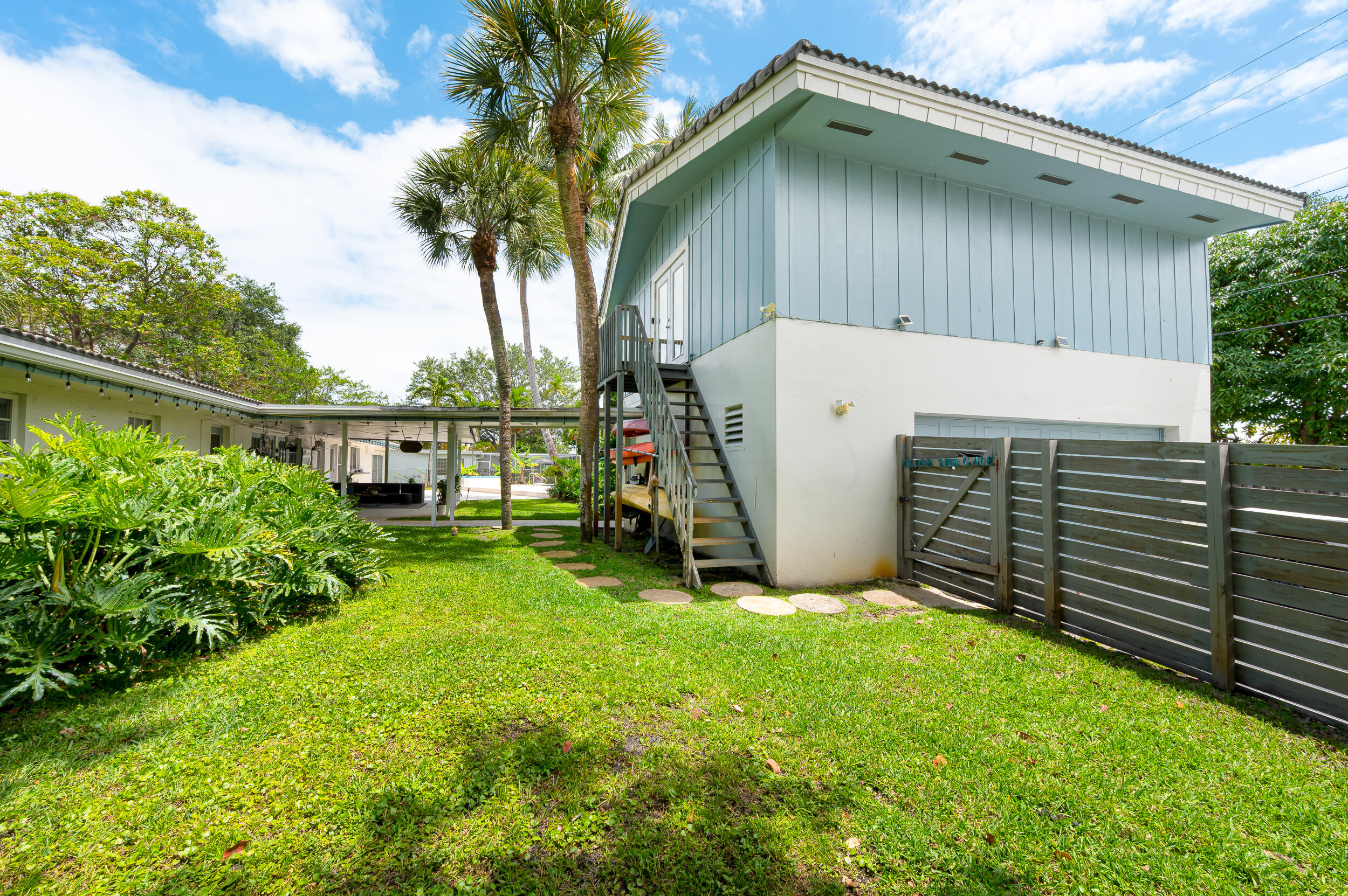 4734 Jefferson Street Hollywood, FL 33021 - Photo 39 of 62 photo-35
