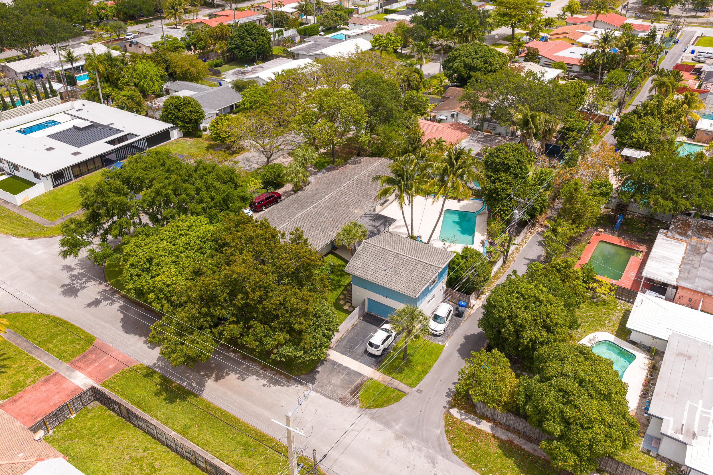 4734 Jefferson Street Hollywood, FL 33021 - Photo 54 of 62 photo-55
