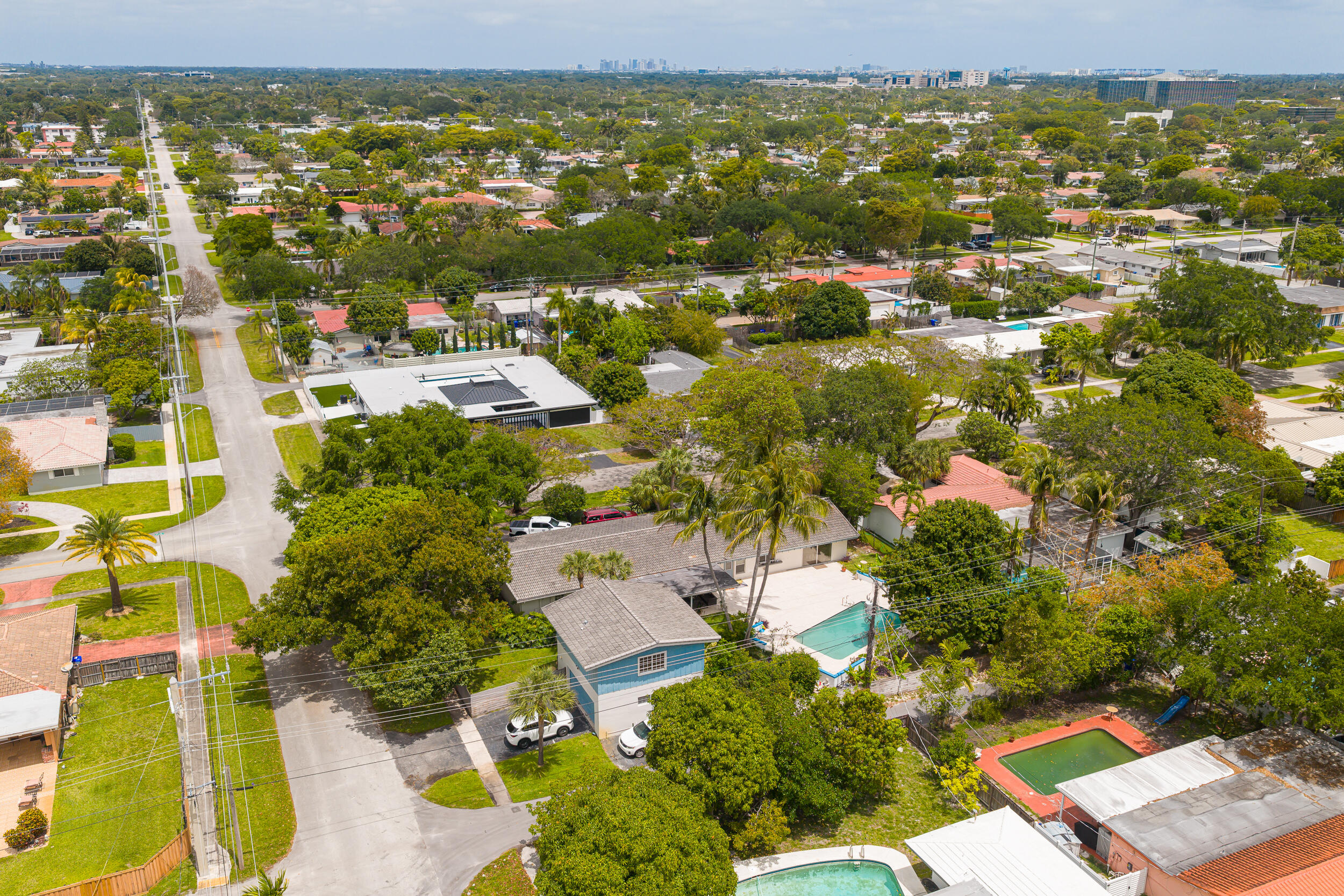 4734 Jefferson Street Hollywood, FL 33021 - Photo 55 of 62 photo-56
