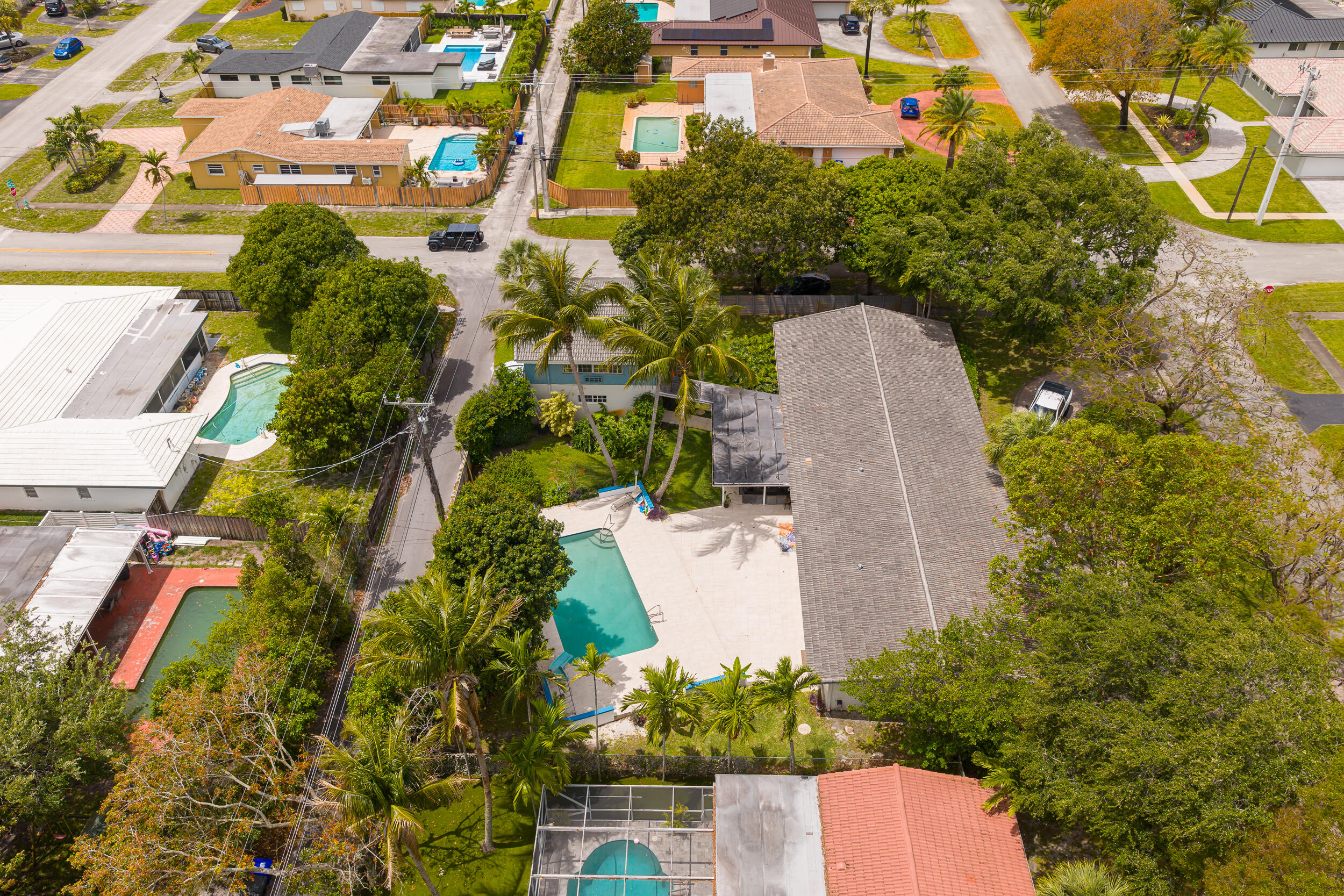 4734 Jefferson Street Hollywood, FL 33021 - Photo 58 of 62 photo-59