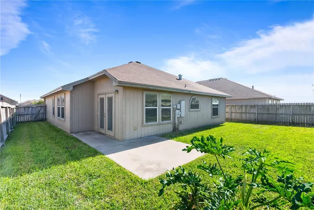 $289,900 | 3937 Fred's Folly Drive, Corpus Christi, TX 78414