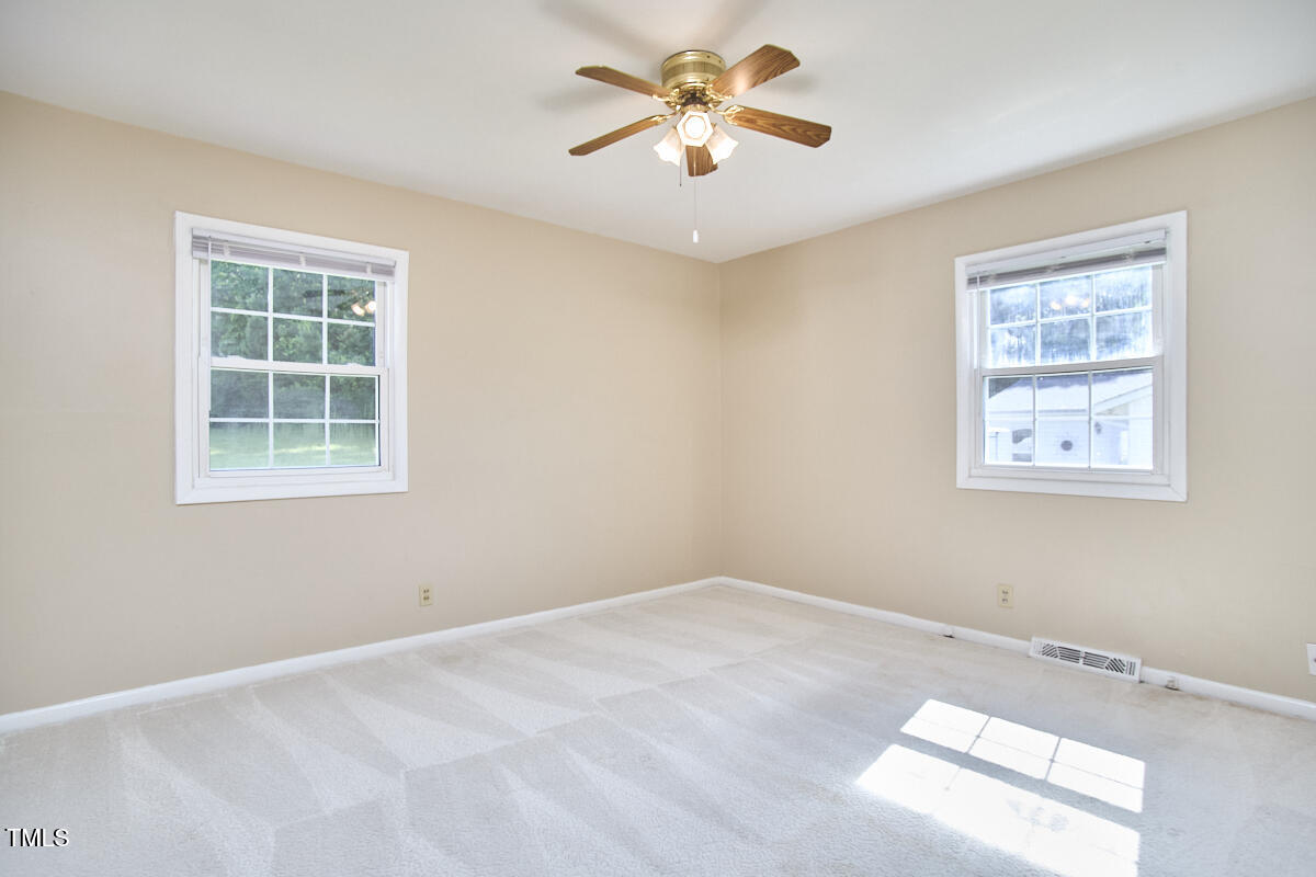1105 Horseshoe Road Durham, NC 27703 - Photo 13 of 31 16