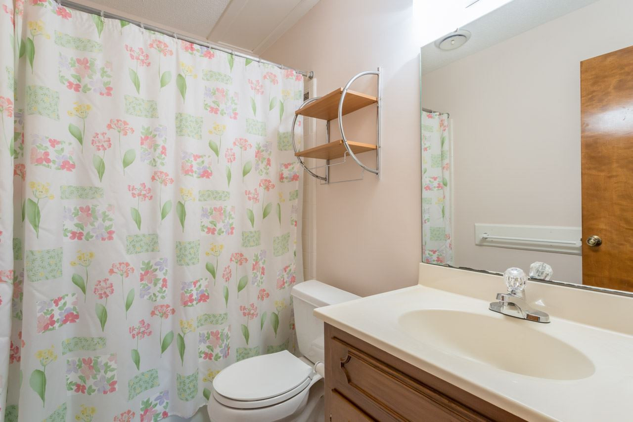 6701 Laurdane Road Raleigh, NC 27613 - Photo 19 of 24 Bath