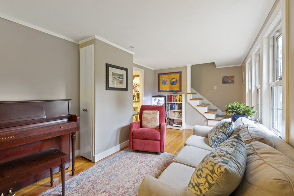 5 Worcester Road Townsend, MA 01469 - Photo 8 of 17 Gallery Image 8