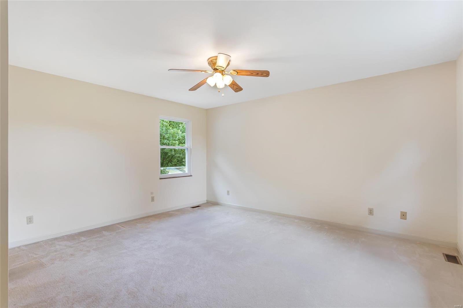 4411 Hueffmeier Road Defiance, MO 63341 - Photo 31 of 41 Gallery Image 31